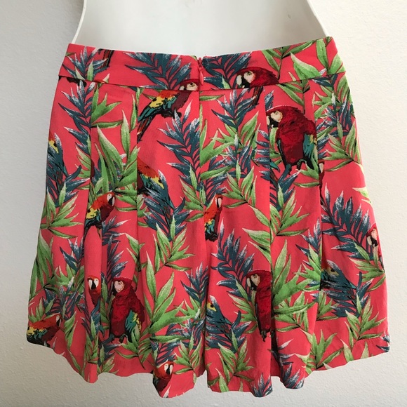 SALE!  TROPICAL Birds Print Flowy Resort SHORTS Small - Picture 5 of 7